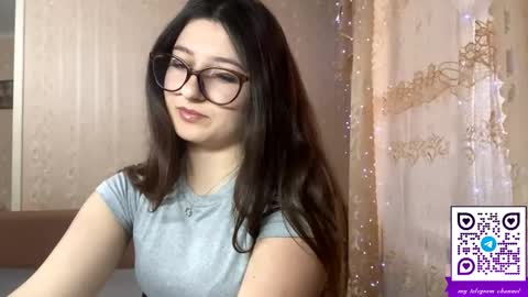 Elisheva online show from 04-15-26, 12:01