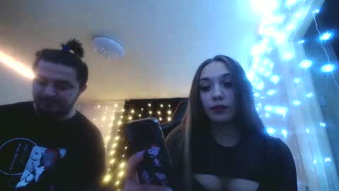 Snapshot of corn_404 chatting on 01-04-25, 05:47 Nata and Raf online show from 01-04-25, 05:47