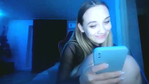 Snapshot of corn_404 chatting on 02-01-25, 12:37 Nata and Raf online show from 02-01-25, 12:37