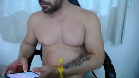 corolaxxl online show from 01-11-26, 09:20