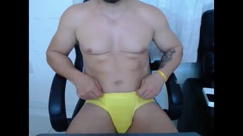 Snapshot of corolaxxl chatting on 03-04-26, 01:33 corolaxxl online show from 03-04-26, 01:33