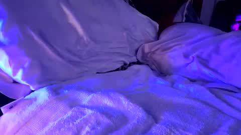 cosdaddy online show from 10-14-25, 06:03