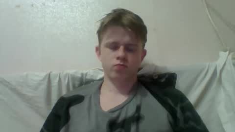 Snapshot of cosm2312 chatting on 05-15-26, 06:37 Andrew online show from 05-15-26, 06:37