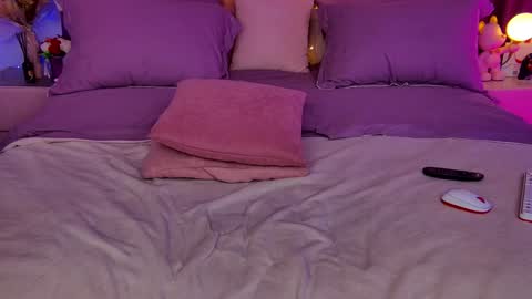 Sia online show from 02-01-25, 03:08