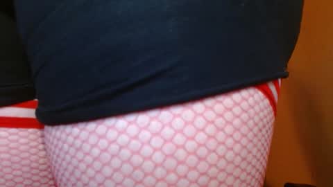 Snapshot of cosmicjones88 chatting on 01-11-25, 05:41 cosmicjones88 online show from 01-11-25, 05:41