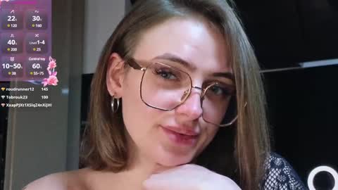 Lili online show from 12-22-24, 10:25