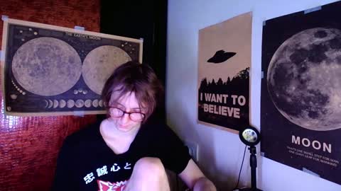 Snapshot of cosmonudes chatting on 12-16-24, 01:42 Barry online show from 12-16-24, 01:42