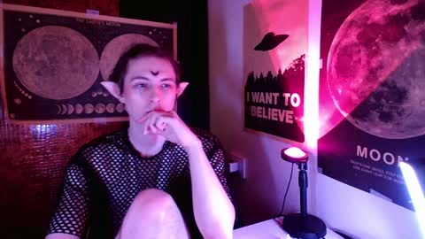 Snapshot of cosmonudes chatting on 12-21-24, 10:30 Barry online show from 12-21-24, 10:30