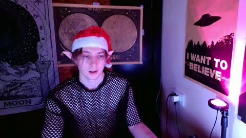 Snapshot of cosmonudes chatting on 12-25-24, 12:05 Barry online show from 12-25-24, 12:05