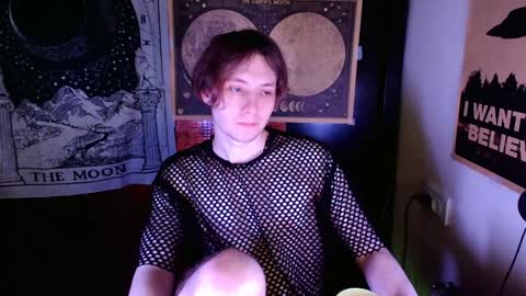 Snapshot of cosmonudes chatting on 12-28-24, 07:01 Barry online show from 12-28-24, 07:01