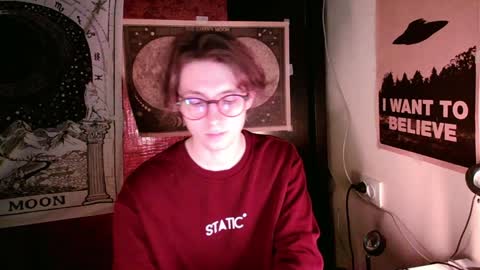 Snapshot of cosmonudes chatting on 01-12-25, 07:21 Barry online show from 01-12-25, 07:21