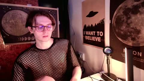 Snapshot of cosmonudes chatting on 01-13-25, 05:33 Barry online show from 01-13-25, 05:33