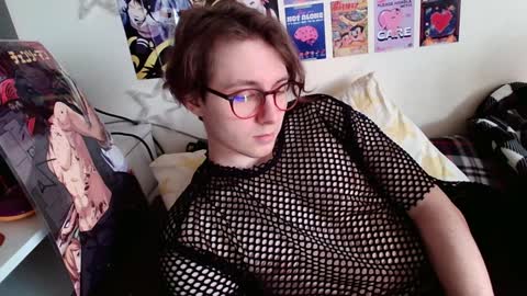 Snapshot of cosmonudes chatting on 01-15-25, 09:13 Barry online show from 01-15-25, 09:13