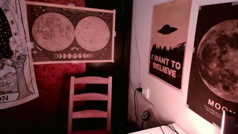 Snapshot of cosmonudes chatting on 01-30-25, 09:25 Barry online show from 01-30-25, 09:25