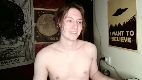 Snapshot of cosmonudes chatting on 02-21-25, 02:48 Barry online show from 02-21-25, 02:48