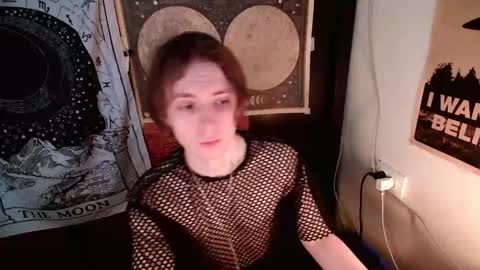 Snapshot of cosmonudes chatting on 03-10-25, 01:54 Barry online show from 03-10-25, 01:54