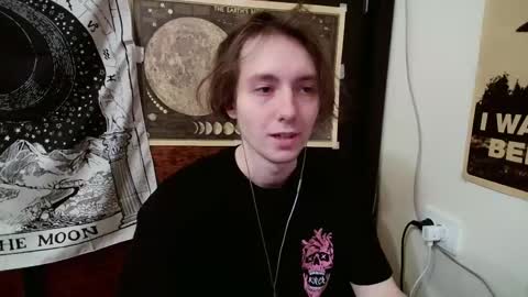 Snapshot of cosmonudes chatting on 03-12-25, 09:56 Barry online show from 03-12-25, 09:56