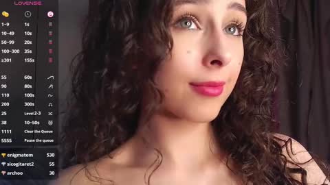 Luna online show from 03-12-25, 05:17