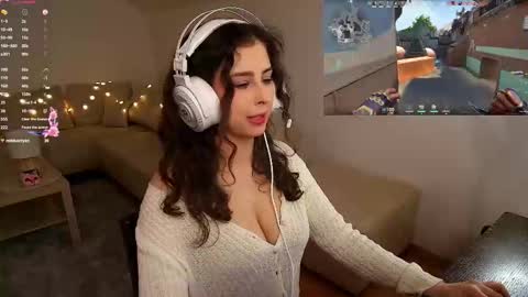 Luna online show from 03-15-26, 04:24