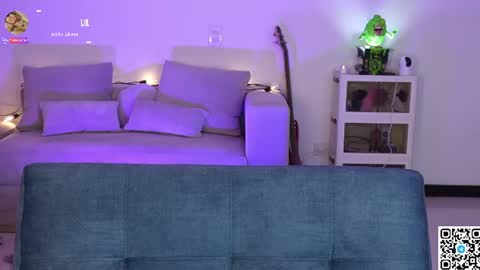 Dollie  online show from 07-05-26, 12:06