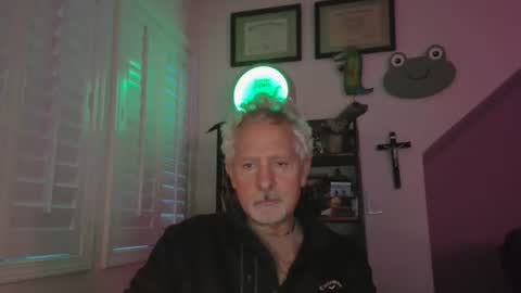 Snapshot of count_of_monte_christo chatting on 06-16-26, 10:29 count_of_monte_christo online show from 06-16-26, 10:29