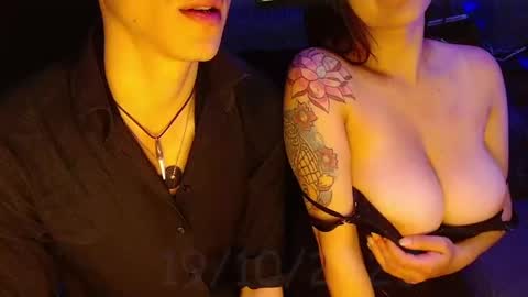 Snapshot of countessofthenight69 chatting on 10-20-25, 04:46 Emma steffano fraggacci online show from 10-20-25, 04:46