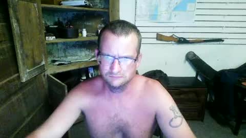 Snapshot of countryboydodd743795 chatting on 07-01-26, 01:18 Patrick Cowboy online show from 07-01-26, 01:18