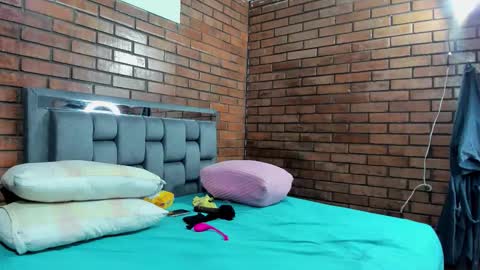 Andrea and Scott online show from 09-24-25, 09:23