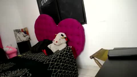 couple_sex_kinky online show from 12-06-24, 08:05