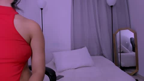Snapshot of couple_sexxo chatting on 12-20-24, 01:03 Couple sexxo online show from 12-20-24, 01:03