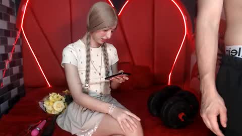 Snapshot of couple_sexxy7 chatting on 09-22-25, 08:11 MIA LIZ AND SAM online show from 09-22-25, 08:11