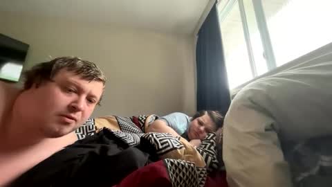 Amanda and Shawn online show from 03-01-26, 02:52