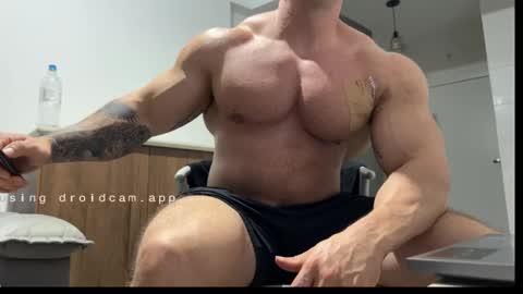 couplemuscle40 online show from 10-24-25, 12:30