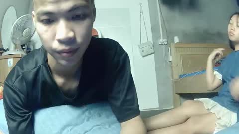 Snapshot of couplesena5835 chatting on 11-12-25, 04:29 Couple Sena 8386 online show from 11-12-25, 04:29