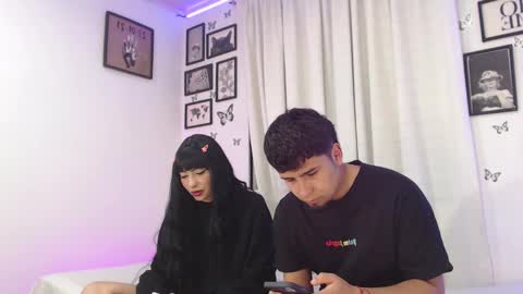 Snapshot of coupsextop chatting on 12-23-24, 04:44 Juli and Liam online show from 12-23-24, 04:44