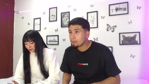 Snapshot of coupsextop chatting on 02-06-25, 07:45 Juli and Liam online show from 02-06-25, 07:45