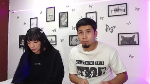 Snapshot of coupsextop chatting on 02-23-25, 07:55 Juli and Liam online show from 02-23-25, 07:55