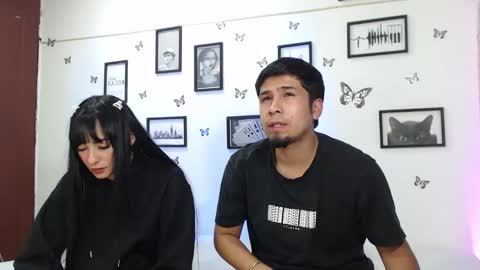Snapshot of coupsextop chatting on 03-07-25, 07:19 Juli and Liam online show from 03-07-25, 07:19