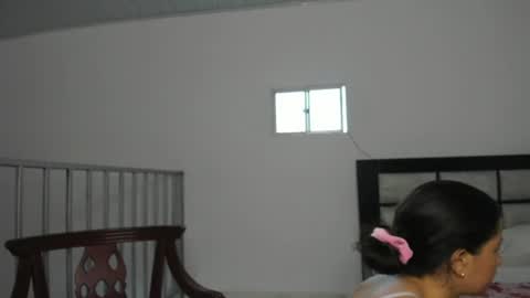 Snapshot of cowmarce chatting on 06-19-26, 01:59 Marce Online 1pm - 7pm gmt-5 online show from 06-19-26, 01:59