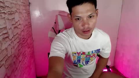 Snapshot of coxckydale chatting on 11-03-25, 10:05 coxckydale online show from 11-03-25, 10:05