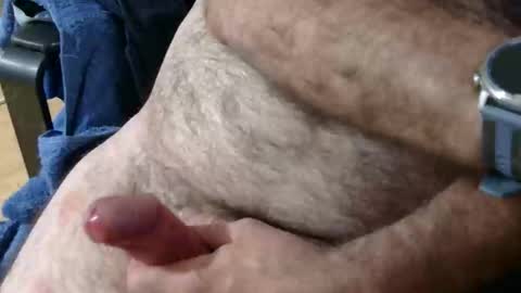 coyote017 online show from 05-13-26, 03:42