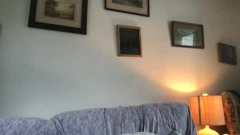 coyotecock9 online show from 04-19-26, 09:06