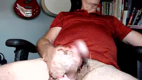 Snapshot of cozycanuck chatting on 02-12-26, 06:30 CozyCanuck online show from 02-12-26, 06:30