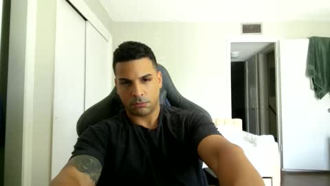 Snapshot of cpapichulo chatting on 06-07-26, 02:21 CpapiChulo online show from 06-07-26, 02:21
