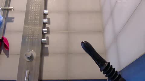 Snapshot of cracker8181 chatting on 12-03-24, 04:17 cracker8181 online show from 12-03-24, 04:17