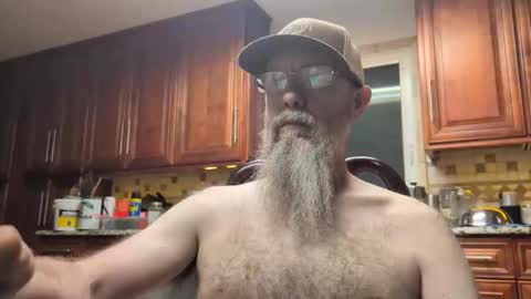 Snapshot of craven_moreass chatting on 06-04-26, 10:21 Dick Fitswell online show from 06-04-26, 10:21