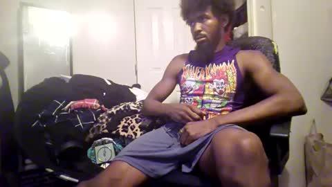 Snapshot of craze320084 chatting on 09-13-25, 11:15 craze320084 online show from 09-13-25, 11:15