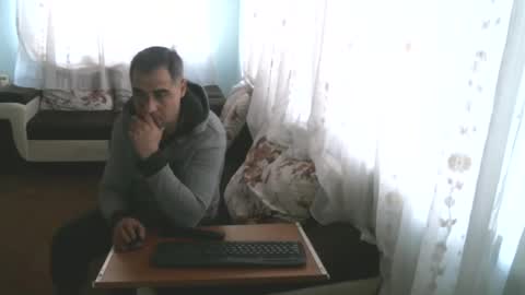 crazy____boy09 online show from 12-18-25, 11:49