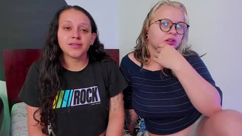 Snapshot of crazy_cakes_ chatting on 12-07-24, 03:30 Lexie Rose online show from 12-07-24, 03:30