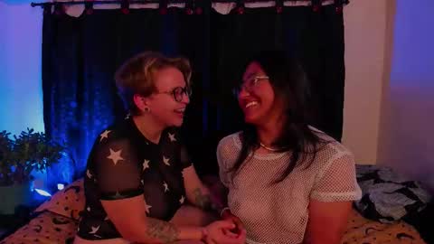 Snapshot of crazy_cakes_ chatting on 09-24-25, 02:59 Lexie Rose online show from 09-24-25, 02:59